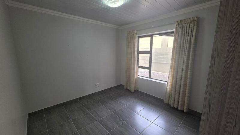 3 Bedroom Property for Sale in Seemeeu Park Western Cape